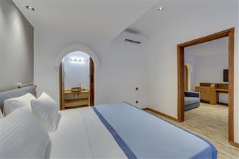 Risus Garden Marina Hotel
