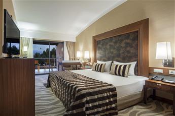Rixos Sungate 5*