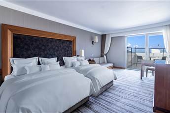 Rixos Sungate 5*