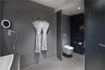 Rixos Sungate 5*