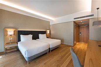 Rixos Sungate 5*