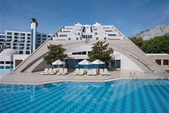 Rixos Sungate 5*