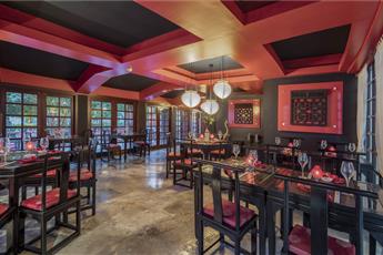 Rixos Sungate Club Diamond 5* – The Land of Legends Theme Park Free Access