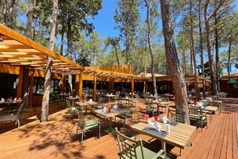 Rixos Sungate Club Diamond 5* – The Land of Legends Theme Park Free Access