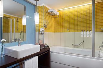 Rixos Sungate