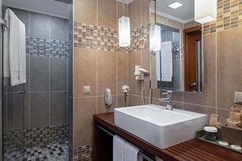 Rixos Sungate