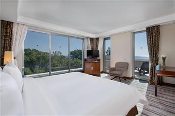 Rixos Sungate