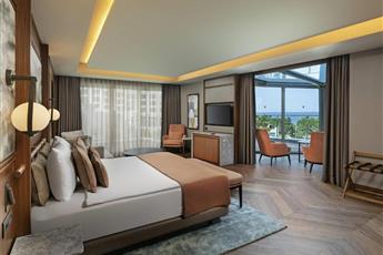 Rixos Sungate