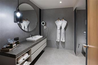 Rixos Sungate