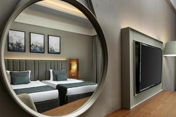 Rixos Sungate