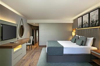Rixos Sungate