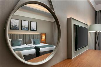 Rixos Sungate