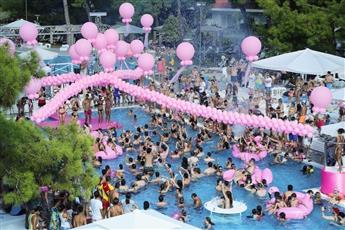 Rixos Sungate