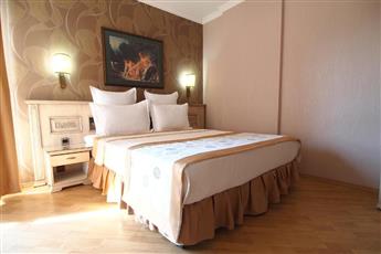 Romance Beach Hotel