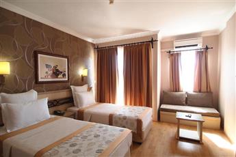 Romance Beach Hotel