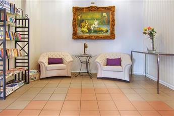 Romance Beach Hotel