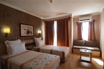 Romance Beach Hotel