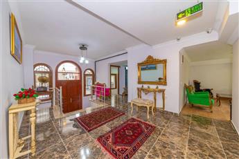 Rosalie Palace Hotel 2*