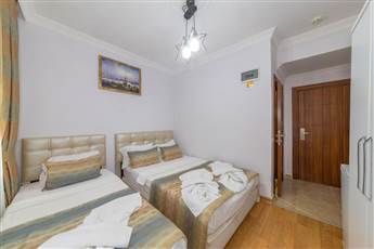 Rosalie Palace Hotel 2*