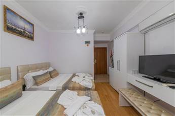 Rosalie Palace Hotel 2*