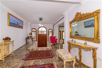 Rosalie Palace Hotel 2*