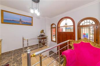 Rosalie Palace Hotel 2*