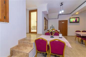 Rosalie Palace Hotel 2*