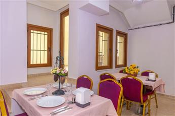 Rosalie Palace Hotel 2*