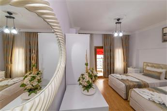 Rosalie Palace Hotel 2*