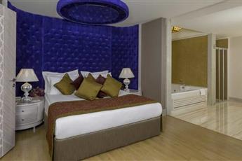 Royal Alhambra Palace 5*