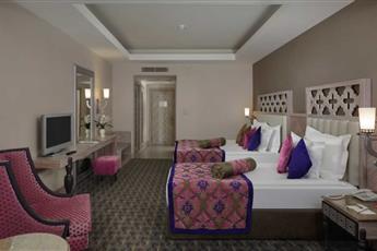 Royal Alhambra Palace 5*