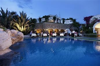 Royal Asarlik Beach Hotel & Spa 5*