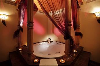 Royal Asarlik Beach Hotel & Spa 5*