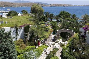 Royal Asarlik Beach Hotel & Spa 5*