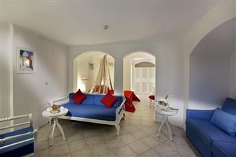 Royal Asarlik Beach Hotel & Spa 5*