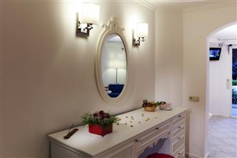 Royal Asarlik Beach Hotel & Spa 5*