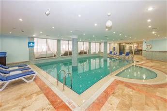 Royal Atlantis Beach Hotel 4*