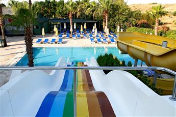 Royal Atlantis Beach Hotel
