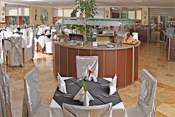 Royal Atlantis Beach Hotel