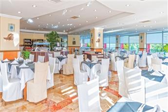 Royal Atlantis Beach Hotel