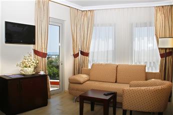 Royal Atlantis Beach Hotel