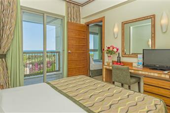 Royal Atlantis Spa & Resort 5*