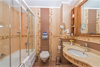 Royal Atlantis Spa & Resort