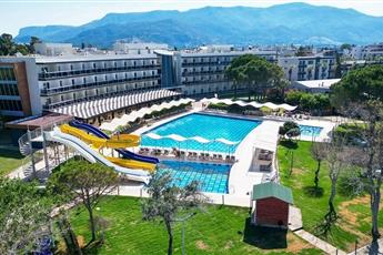Royal Beach Club Hotel