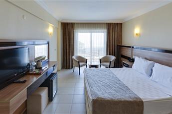 Royal Beach Club Hotel