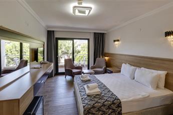 Royal Beach Club Hotel
