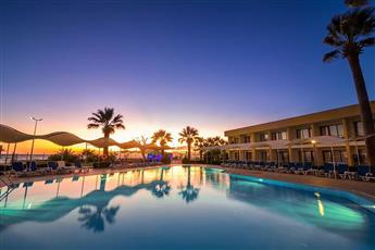Royal Beach Club Hotel