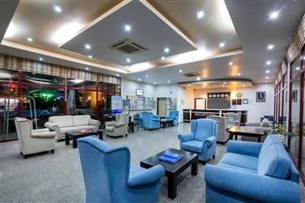 Royal Beach Club Hotel