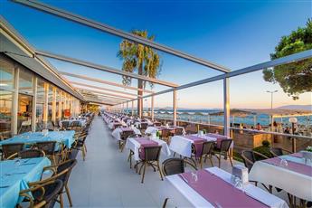 Royal Beach Club Hotel