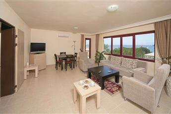 Royal Beach Club Hotel